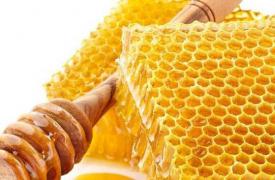 蜂蜜是藥：科學證明使用自然甜味劑的4個好處
